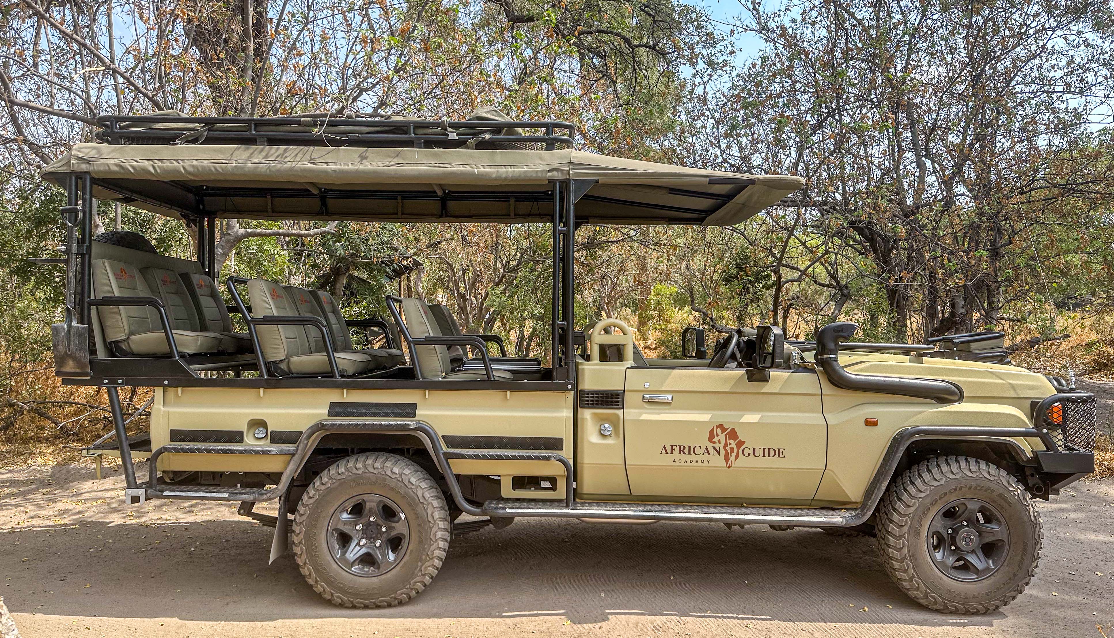 African Guide Academy & Kwapa Camp